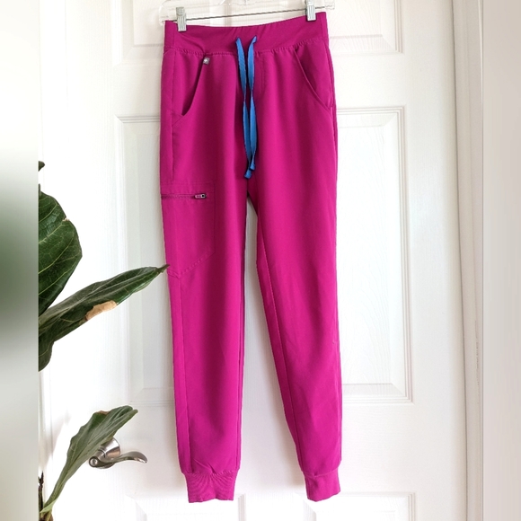 Figs Zamora Joggers - Picture 1 of 10